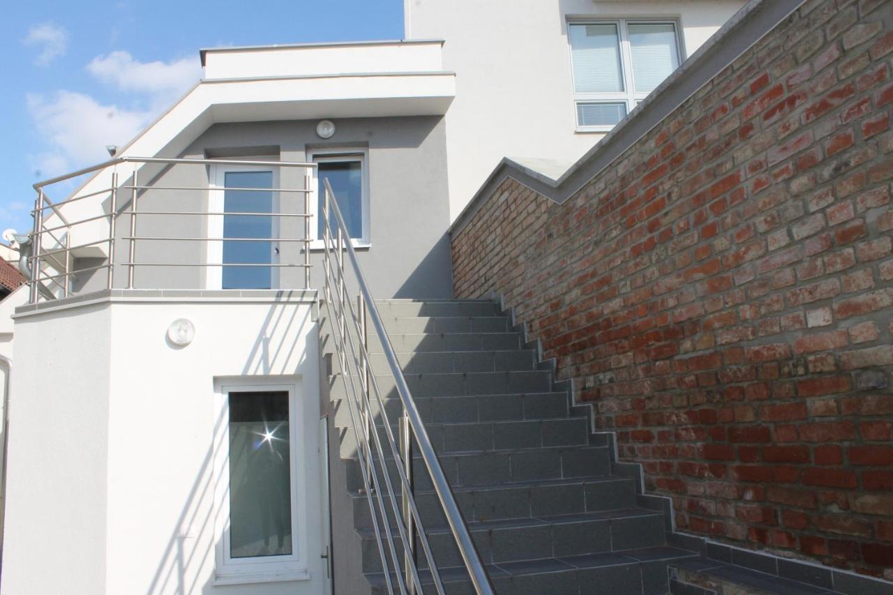 Apartmany Pri Auparku Piest'any Exterior photo